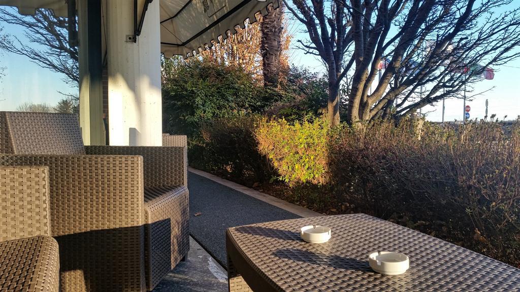 Hotel Gardenia Cermenate Εξωτερικό φωτογραφία